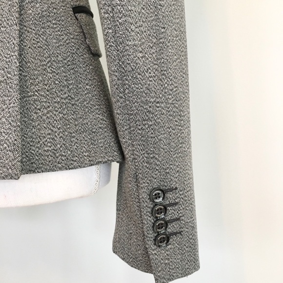 Express Blazer - Picture 5 of 8